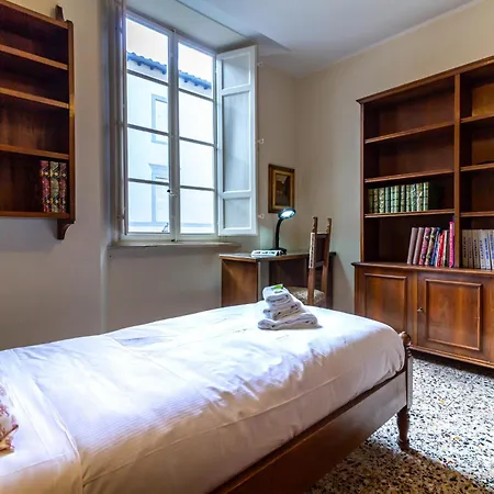 Apartment Elisa Garden By Tuscanywego