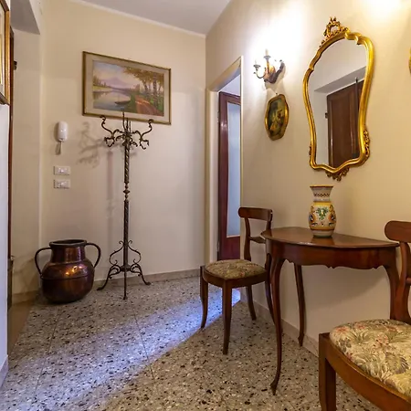 Elisa Garden By Tuscanywego Apartment *